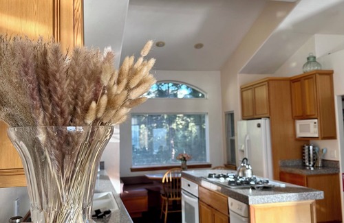 Tahoe Meadows House | Sandy Beachfront Property in Private Community close to Casinos and Ski Resort