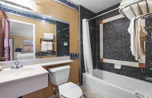 Newhall Hotel | Santa Clarita Motel