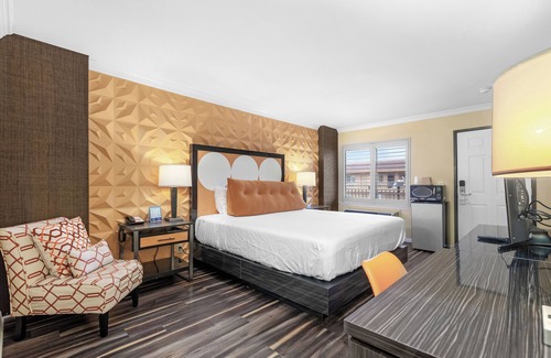 Newhall Hotel | Santa Clarita Motel
