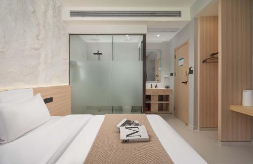 Tianya District Hotel | Sanya Nature Reading · Fengbaijing Seaview Hotel