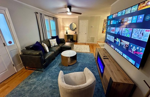 North Charlotte House | Sauna Luxury in NoDa