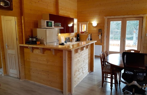 Saint-Sauveur-les-Bray Ski Chalet | Scandinavian chalet "La Datcha"