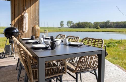 Wissenkerke House | Scenic Cottage w Garden, cleaning included
