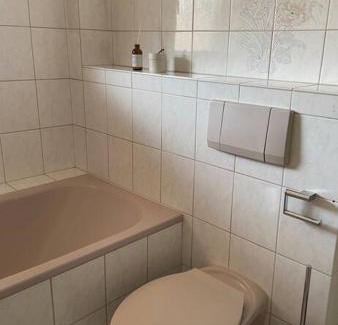 Wehr Apartment | SCHÖNE HELLE FERIENWOHNUNG