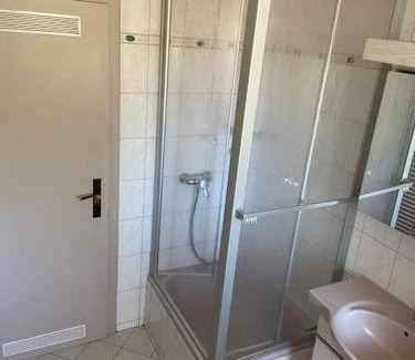 Wehr Apartment | SCHÖNE HELLE FERIENWOHNUNG