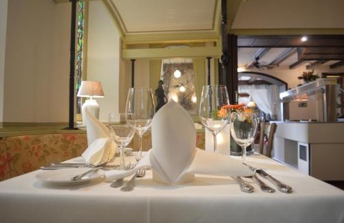 Karden Hotel | Schloß-Hotel Petry