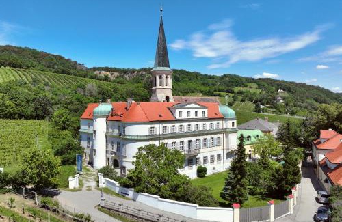 Gumpoldskirchen Hotel | Schloss Gumpoldskirchen