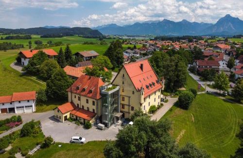 Schraden Hotel | Schloss zu Hopferau