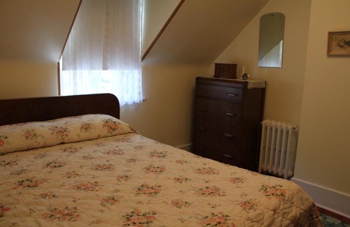 Charlottetown House | School Street House