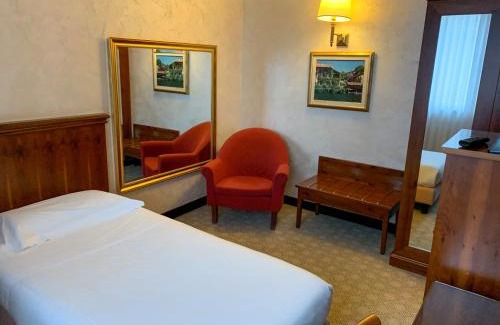 Buscate Hotel | Scia' On Martin