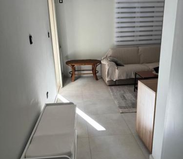 Velji Vinogradi Apartment | Sea Breeze Budva