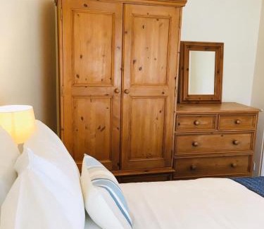 Penrhyn Bay House | Sea Breeze Cottage on the North Wales Coast