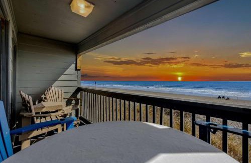 North Myrtle Beach House | Sea Cabin 118 - Oceanfront