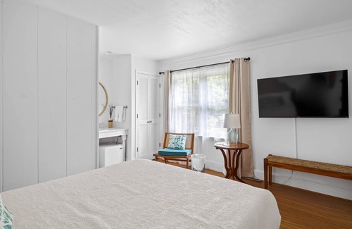 Rehoboth Beach Hotel | Sea Grass Room - Pool, Hot Tub, Sauna