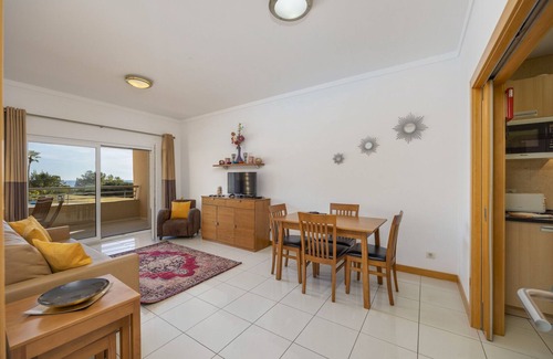 Areias de Sao Joao Apartment | Sea View Apartment with Beach Access in Quinta da Barracuda Gated Condominium