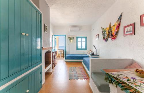 Sissi Apartment | Sea view Cycladic Style House Steps to Sea