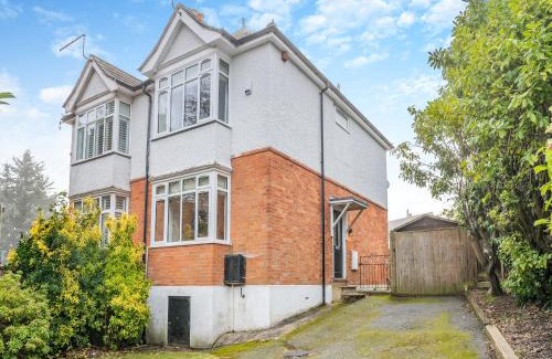 Poole House | Sea Whispers Cottage