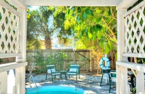 Sanibel Hotel | Seahorse Cottages - Adults Only