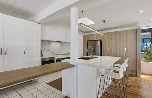 Sunshine Beach Apartment | Seascape - A Stunning Two Level Penthouse Apartment.