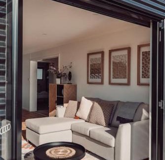 Alonnah House | Seascape on Bruny - Family Home in Alonnah