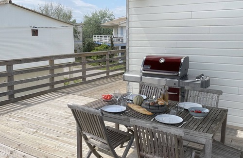 Gruissan Plage Ski Chalet | Seaside cottage