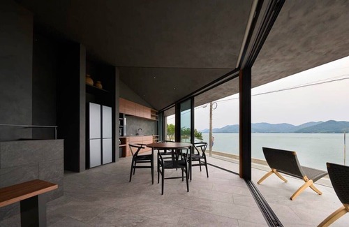 Enoura Villa | Seaside villa SEEN Deep Sea