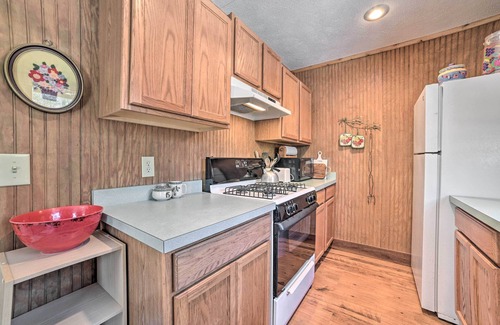 Indian River Cabin | Secluded Indian River Retreat w/Fire Pit!