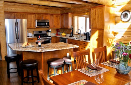 Grand Lake Cabin | Secluded Log Cabin-Lake Mtn Views 7acres Hot Tub by RMNP ping pong, shuffleboard