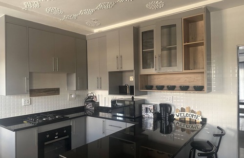 Harare Villa | Secure 5 Bedroom Private Residence near Harare International Airport