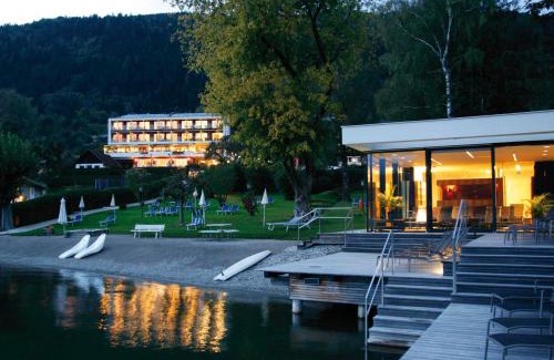 Steindorf am Ossiacher See Hotel | Seehotel Hoffmann