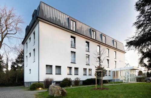 Brueck Hotel | Select Hotel Silence Garden Köln