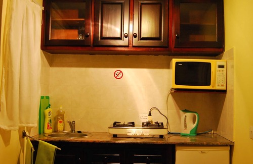 La Gaulette House | Self Catering Studio Bungalows With Private Pool and Sea Views
