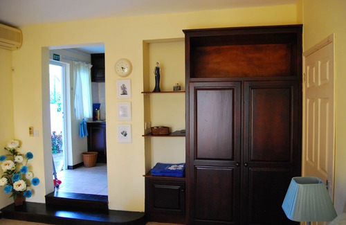 La Gaulette House | Self Catering Studio Bungalows With Private Pool and Sea Views