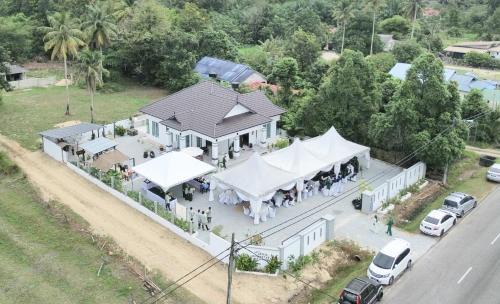 Kampung Gong Lilit House | Senja Homestay besut POOL