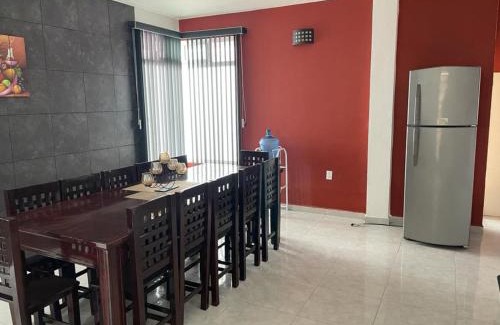 Tehuacan House | Sensity Home Preciosa y espaciosa casa todos los servicios 5 min del CIS
