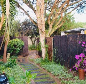 Douglasdale Apartment | Serendipity Cottage