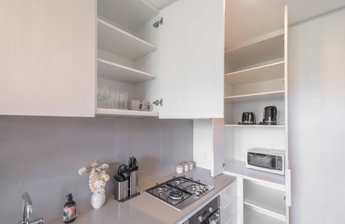 Parkville Apartment | Serene 2BR2BA Apt in Parkville Pool Gym Parkin