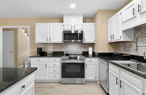 Northeast Raleigh Villa | Serene Haven Retreat