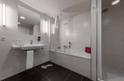 Heiligenroth Hotel | Serways Hotel Heiligenroth