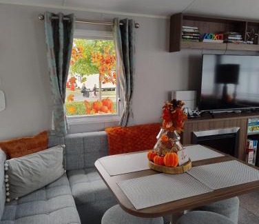 Prestonpans Resort | Seton Sands Holiday Village Luxury 61 Muirfield Near Edinburgh Free WiFi