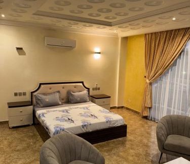 Brazzaville Apartment | Seven suite