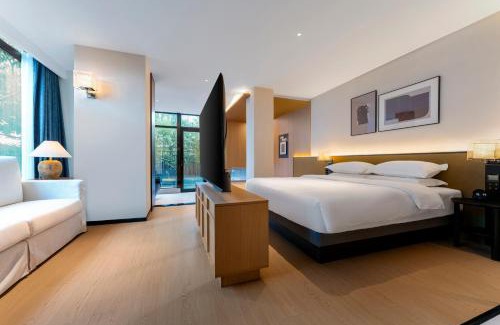 Yuzhong Hotel | SFEEL Designer Hotel Chongqing Liberation Monument Hongya Cave Branch