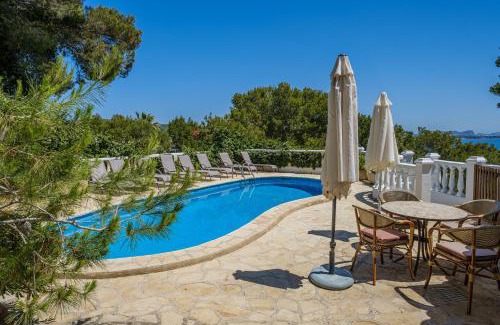 Siesta Villa | Shangri-la