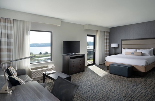 Afton Hotel | Shangri-La Resort