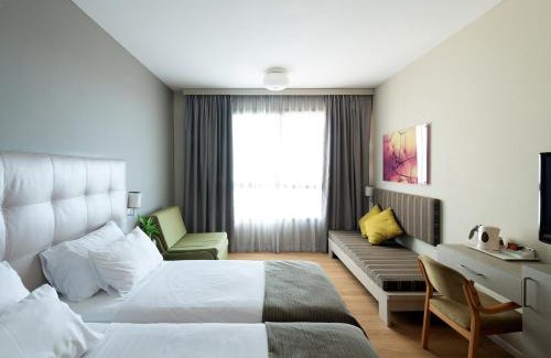 Shefayim Hotel | Shefayim Kibbutz Hotel