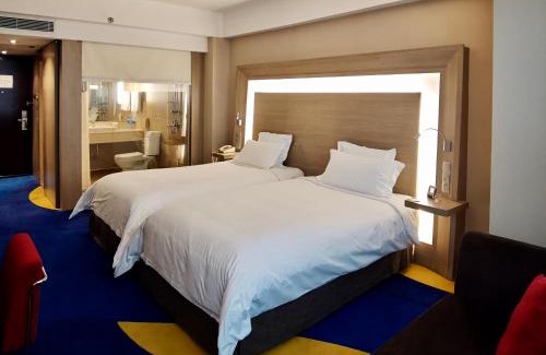 Luohu Hotel | Shenzhen Novotel Watergate