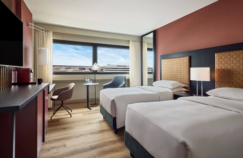 Frankfurt Airport Area Hotel | Sheraton Frankfurt Airport Hotel & Conference Center