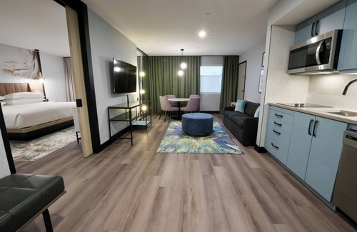 Laval Hotel | Sheraton Laval Hotel