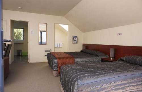Sherborne Street Hotel | Sherborne Motor Lodge