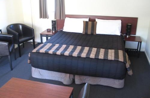 Sherborne Street Hotel | Sherborne Motor Lodge